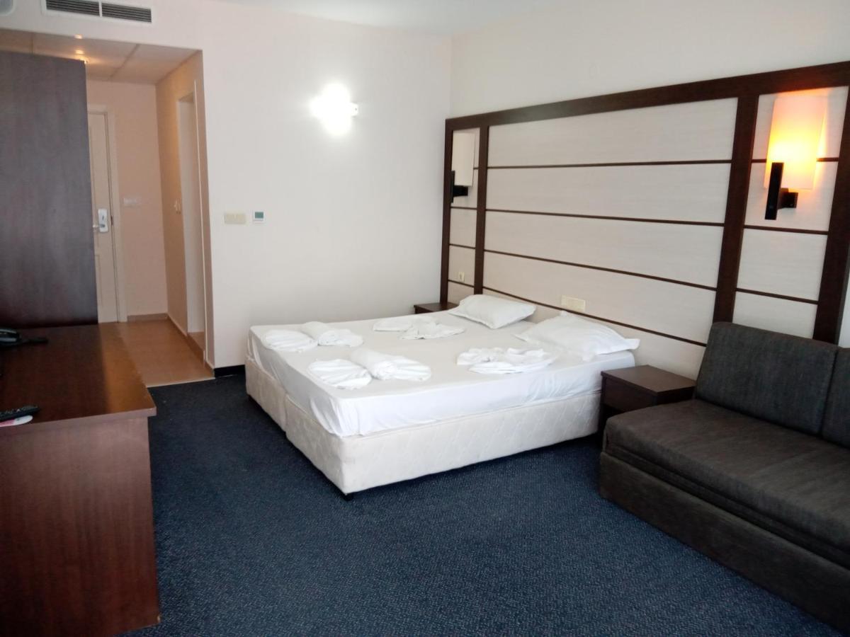 Ferienwohnung Sea View Triple S B Pomorie Exterior foto