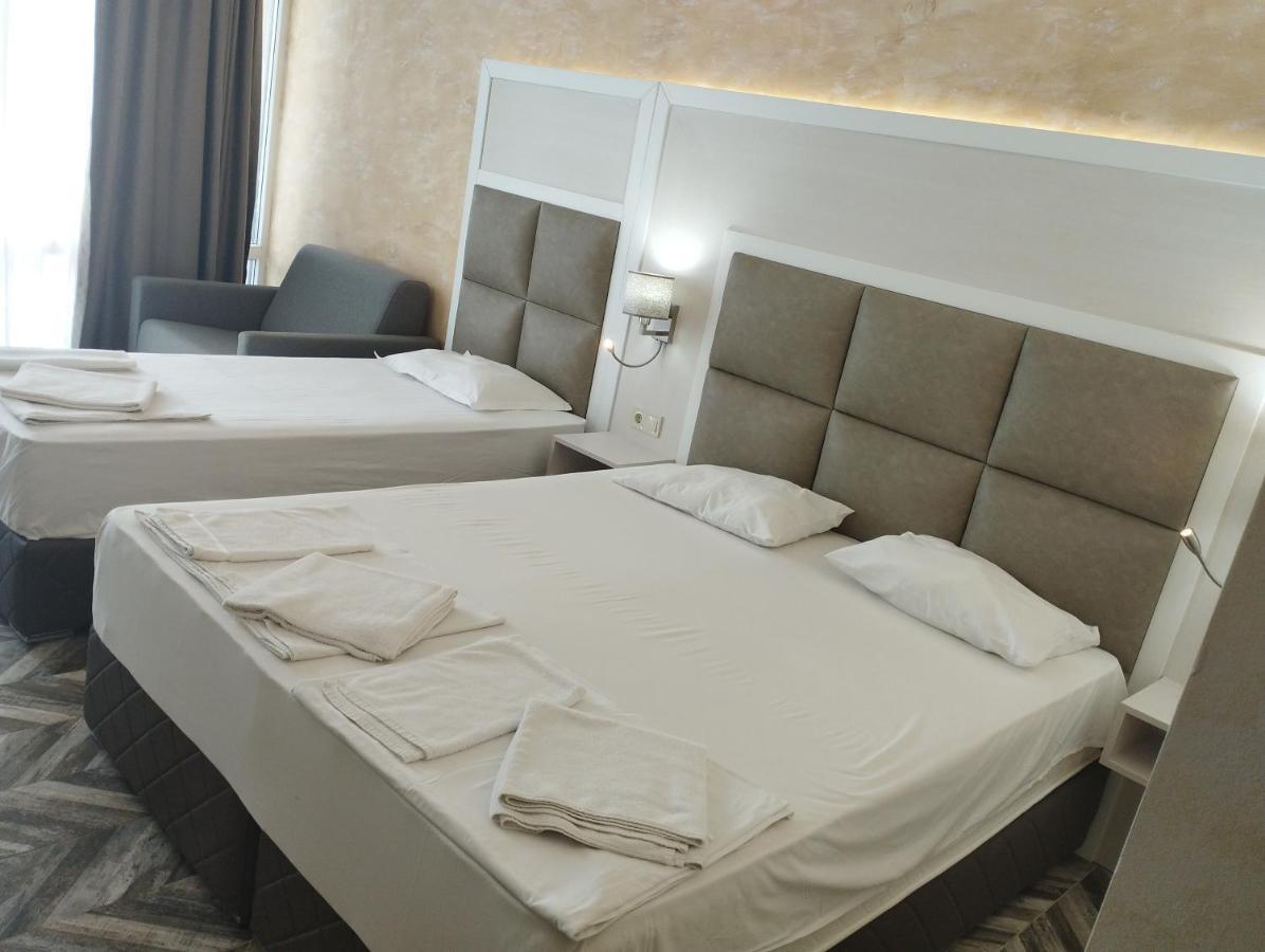 Ferienwohnung Sea View Triple S B Pomorie Exterior foto